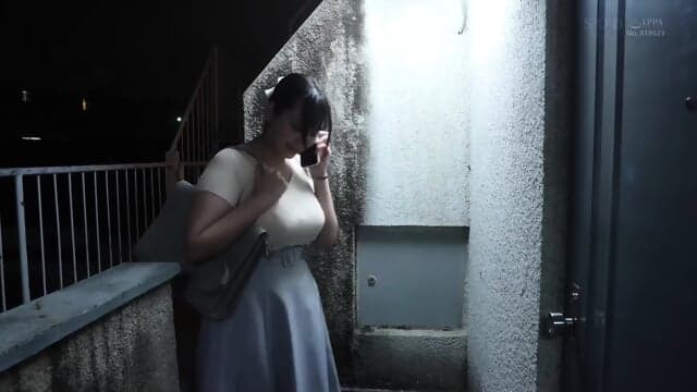 A Japenese Neighbor fucked a girl who bought bra and panty daily Momona Koibuchi 1080P