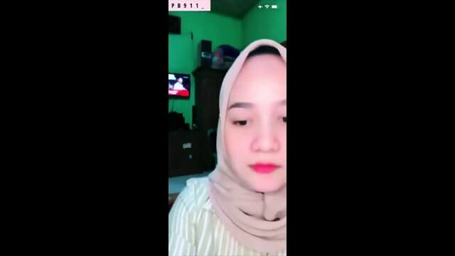 Hijab kulit puti [vidio penuh cek kolom deskripsi]