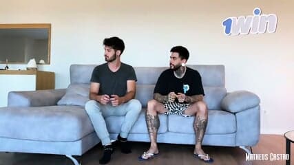 Horny hoe Francesa da bunda grande focking giuys - menage e dupla penetracion - best porn!