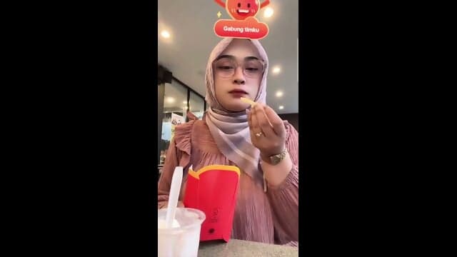terbaru guru salsa viral lagi full di https://linktr.ee/BOOKINGPSK