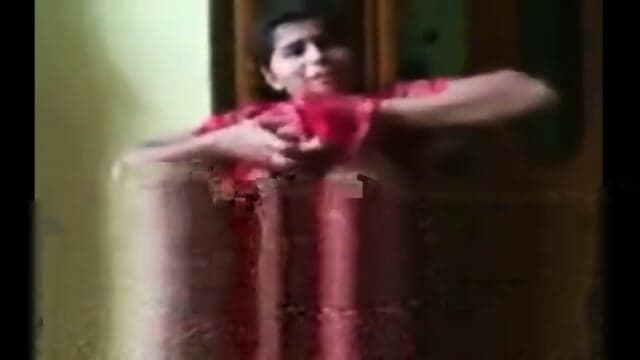 Punjabi red salwar bhabhi romance and fucked by bf