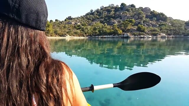 Island FUCK adventure & underwater sperm liking from vagina