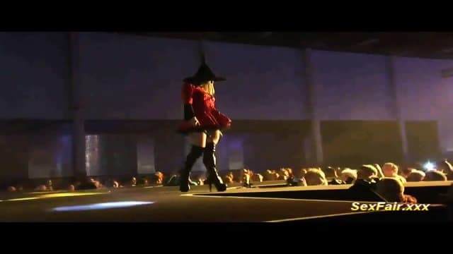 public sexfair lapdance